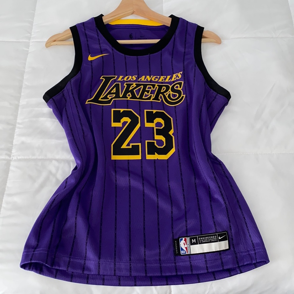 Women’s Laker Lebron James Jersey